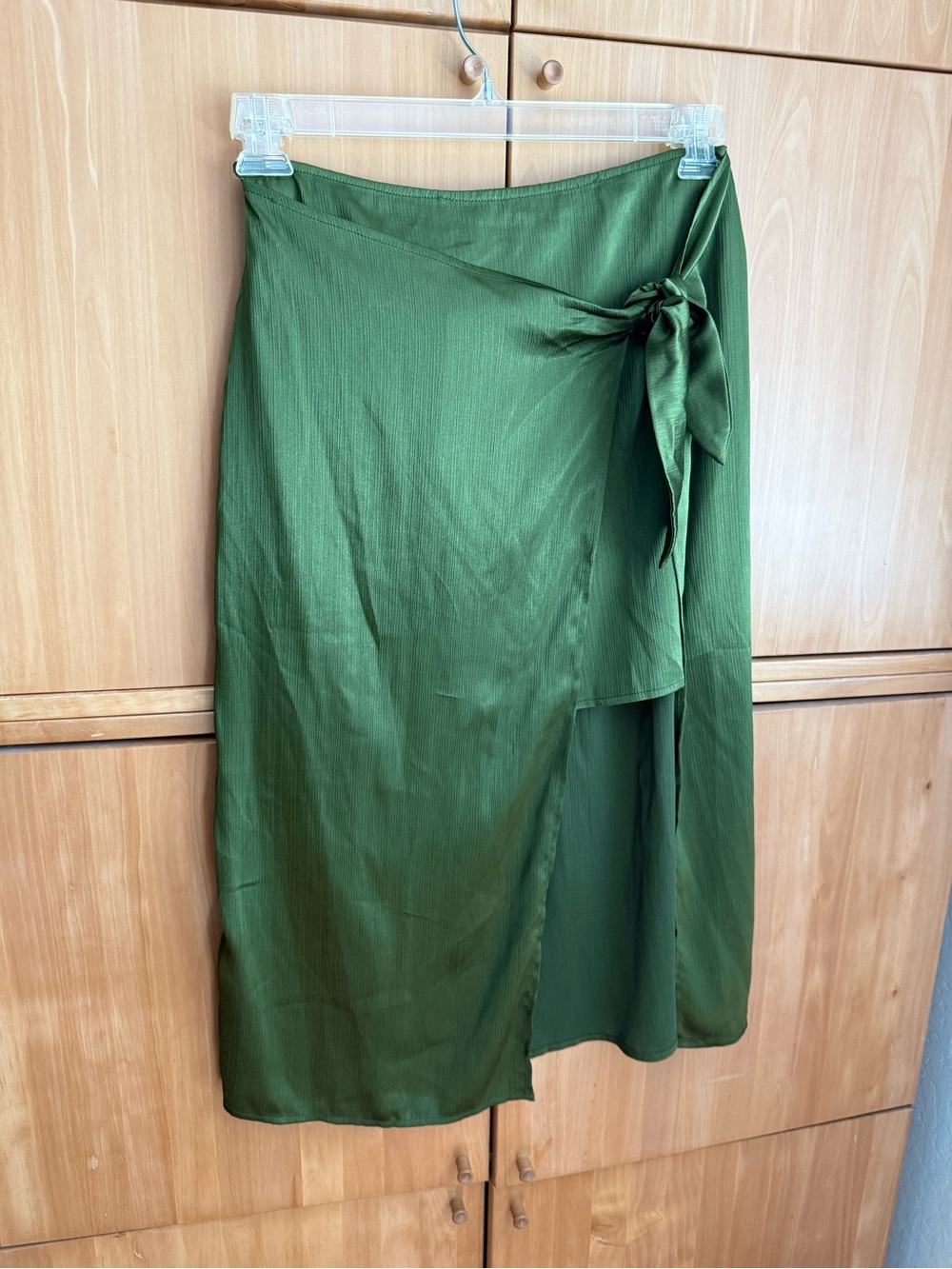 Elegant Forest Green Wrap Midi Skirt with Side Tie